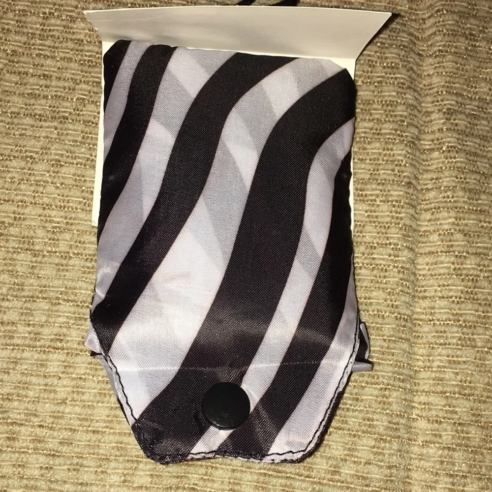 🦓 NWT American Exchange Reusable Shopping Bag